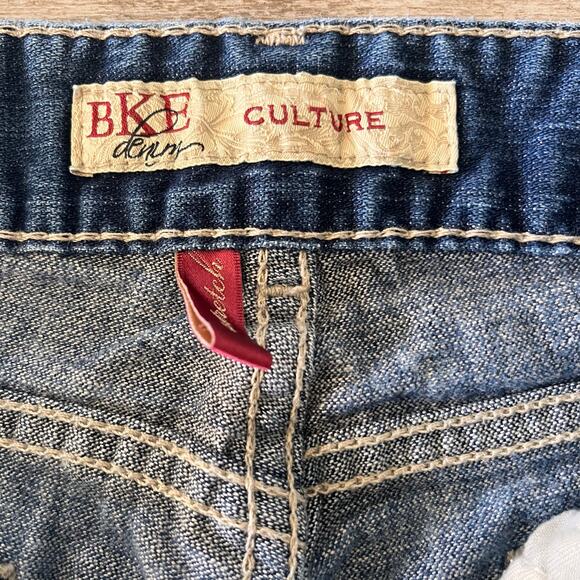BKE Denim Culture Flare Jeans Women 30x33.5 (fits 30x30) Thick Stitch Embroidery - Picture 3 of 12